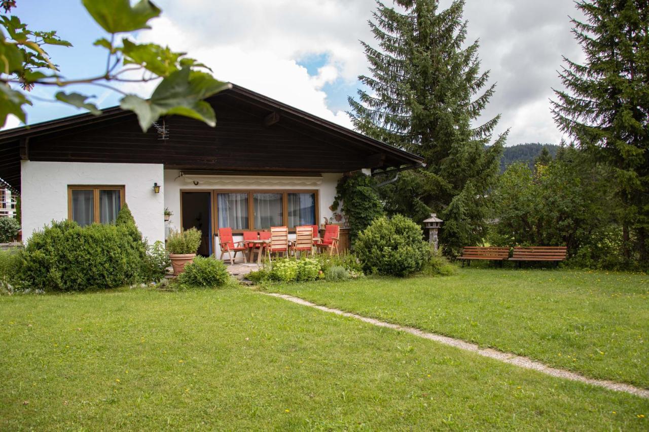 Forellenhof Appartements & Grossmutters Bungalow Лойташ Экстерьер фото