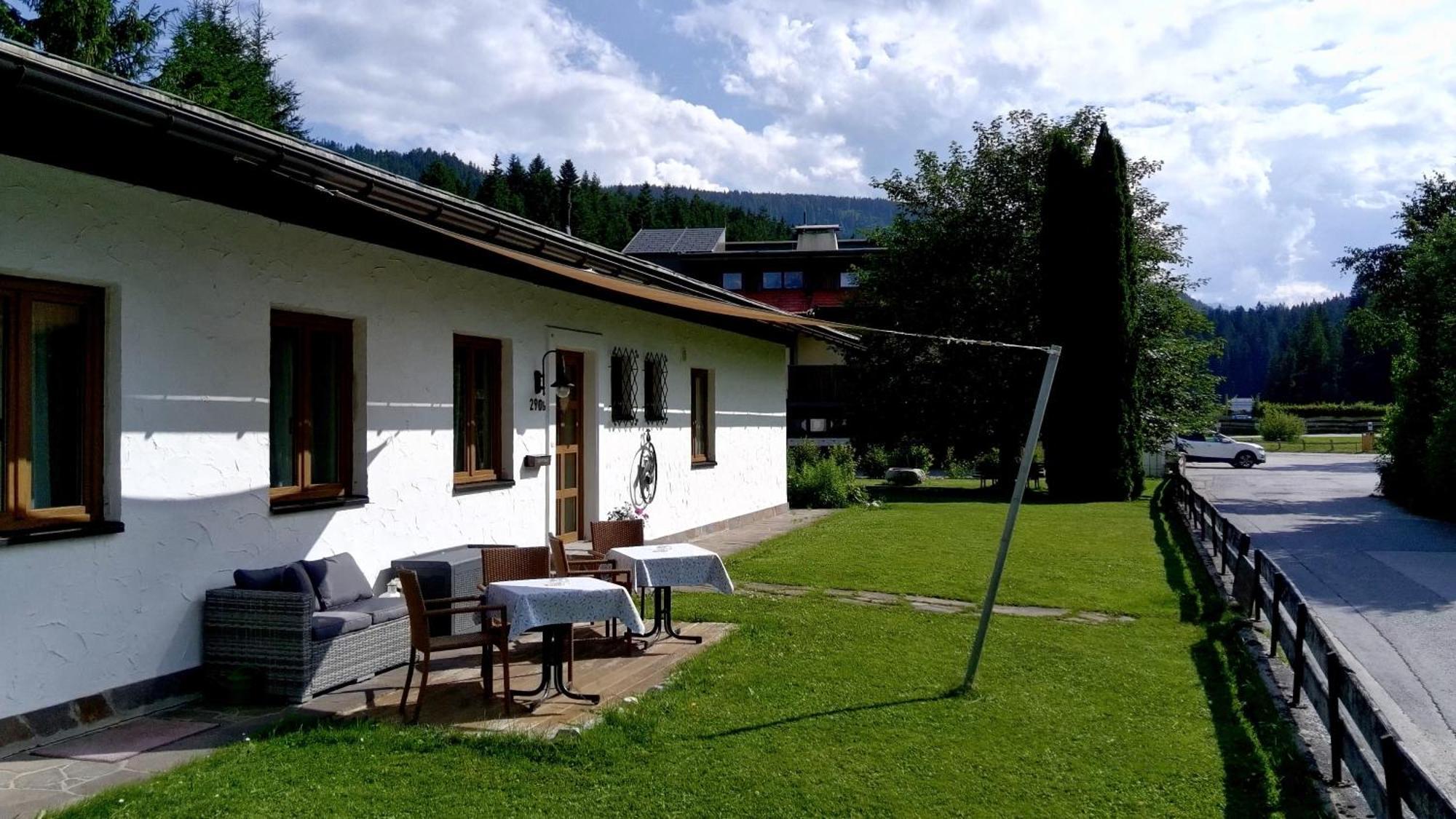 Forellenhof Appartements & Grossmutters Bungalow Лойташ Экстерьер фото